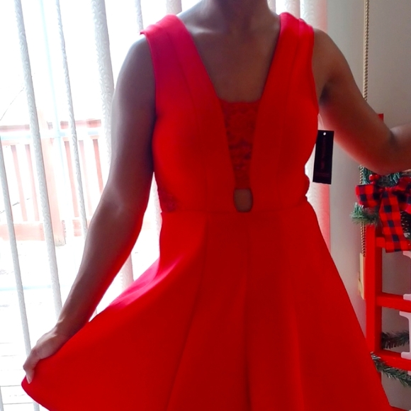 (NWT) Material Girl - Red Dress- Sz (S) - Picture 3 of 11